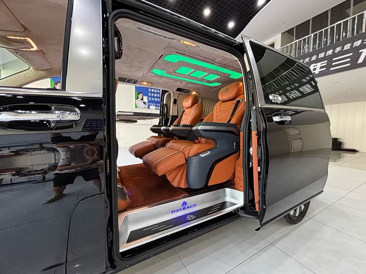 Фото 15 - Mercedes-Benz Vito