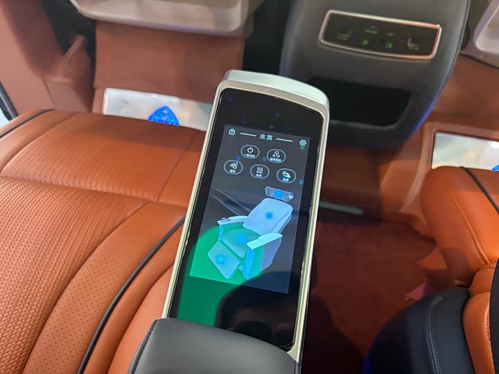 Фото 17 - Mercedes-Benz Vito