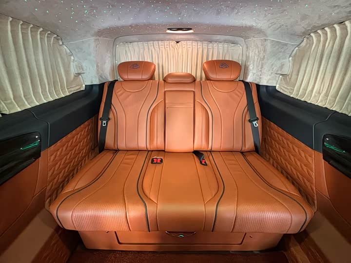 Фото 18 - Mercedes-Benz Vito