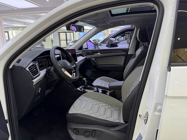 Фото 4 - Volkswagen Tayron