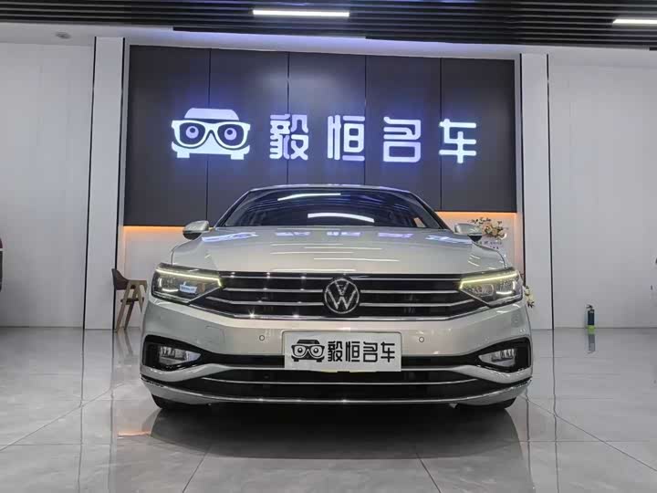 Фото 3 - Volkswagen Magotan