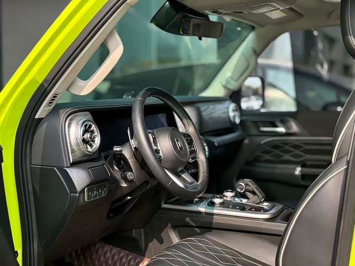 Фото 7 - Tank 300