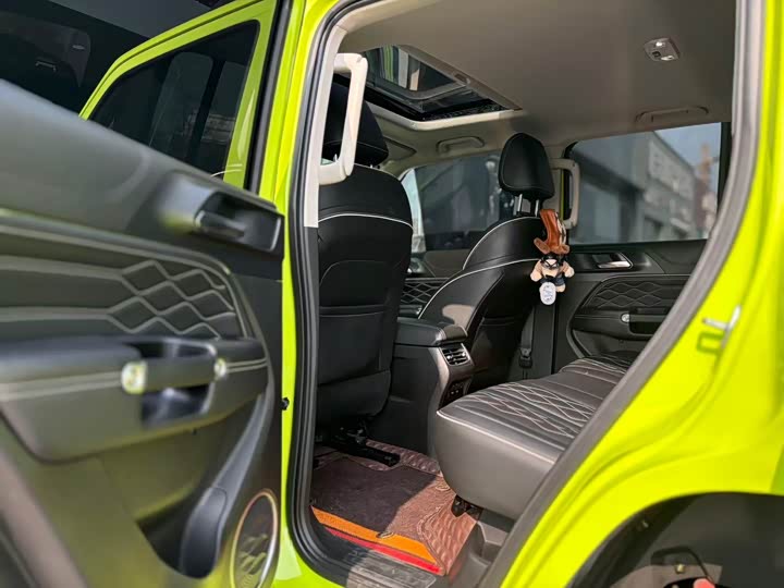 Фото 8 - Tank 300