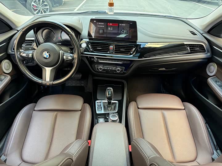 Фото 12 - BMW 1 Series