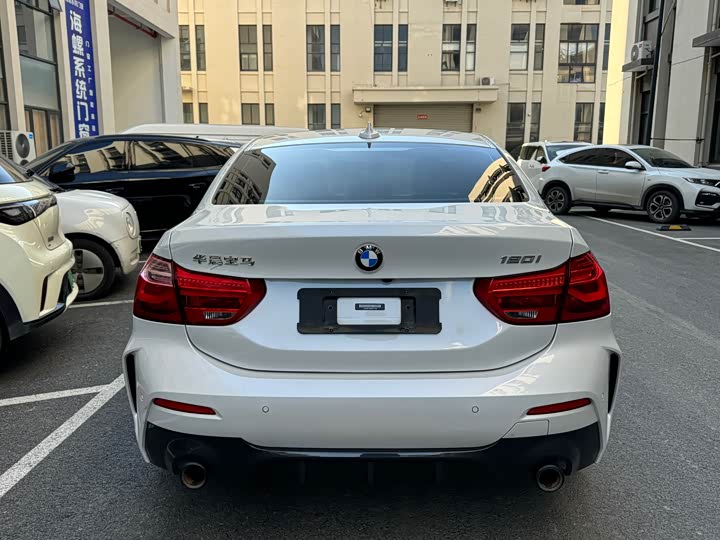 Фото 4 - BMW 1 Series