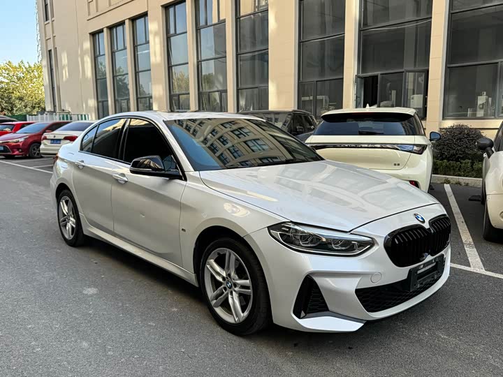 Фото 6 - BMW 1 Series