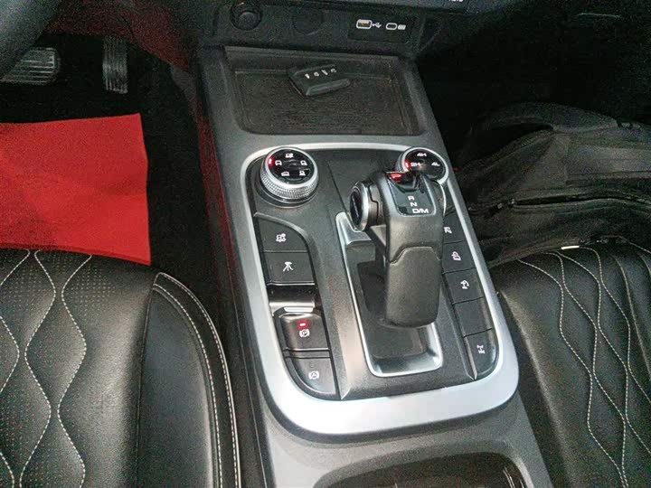 Фото 14 - Tank 300