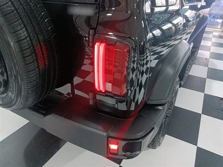 Фото 8 - Tank 300