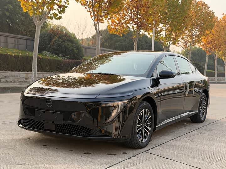 Фото 1 - Nissan N7