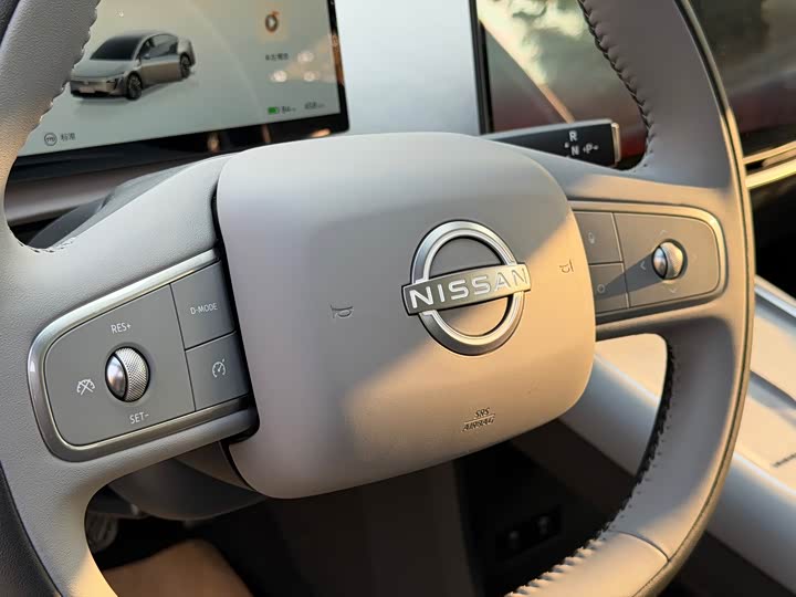 Фото 22 - Nissan N7