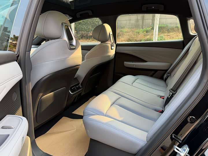 Фото 25 - Nissan N7