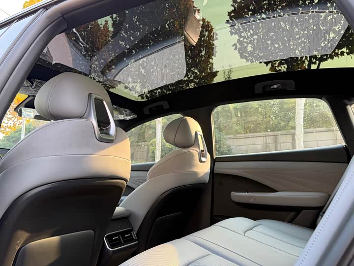 Фото 26 - Nissan N7