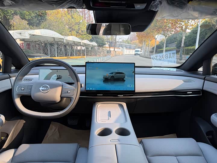 Фото 28 - Nissan N7