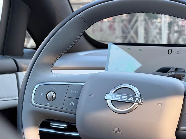 Фото 30 - Nissan N7