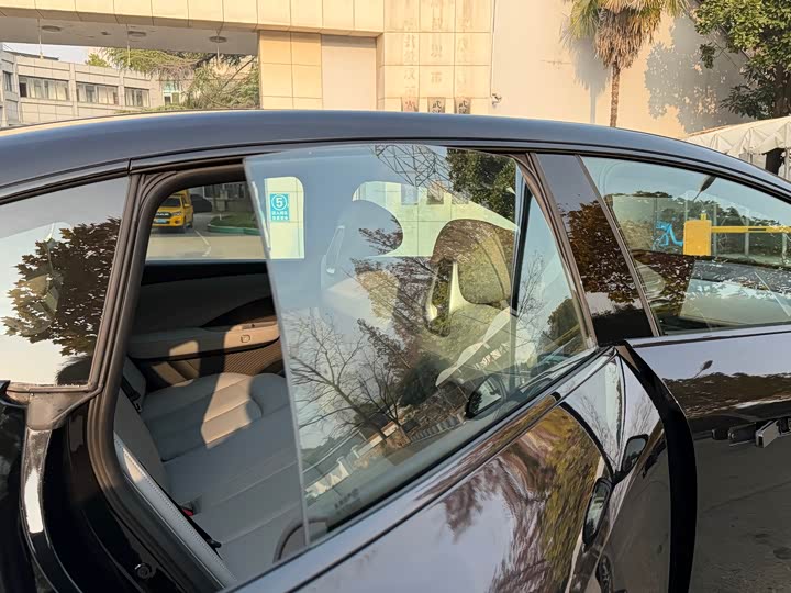 Фото 36 - Nissan N7