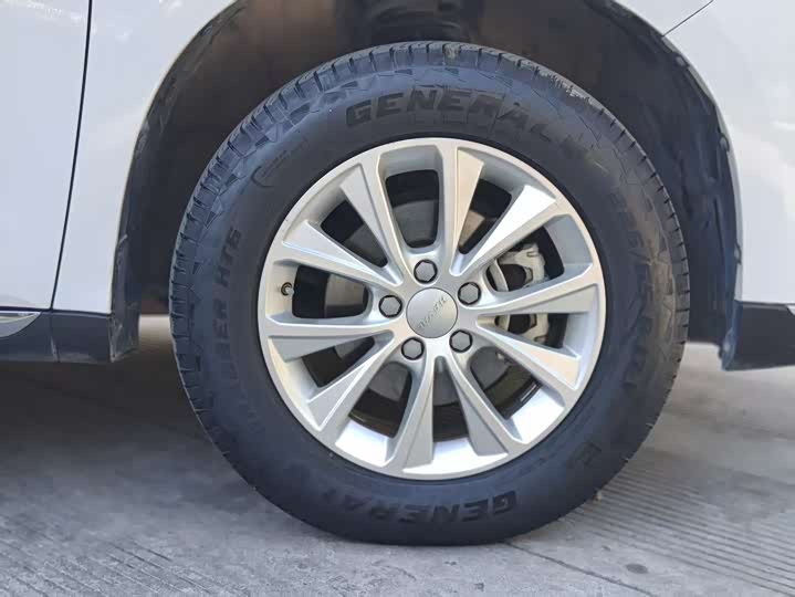 Фото 17 - Haval M6