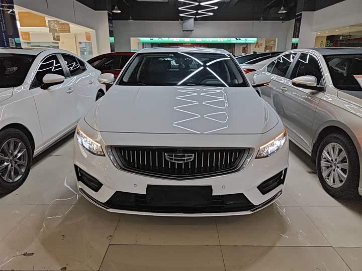 Фото 3 - Geely Preface