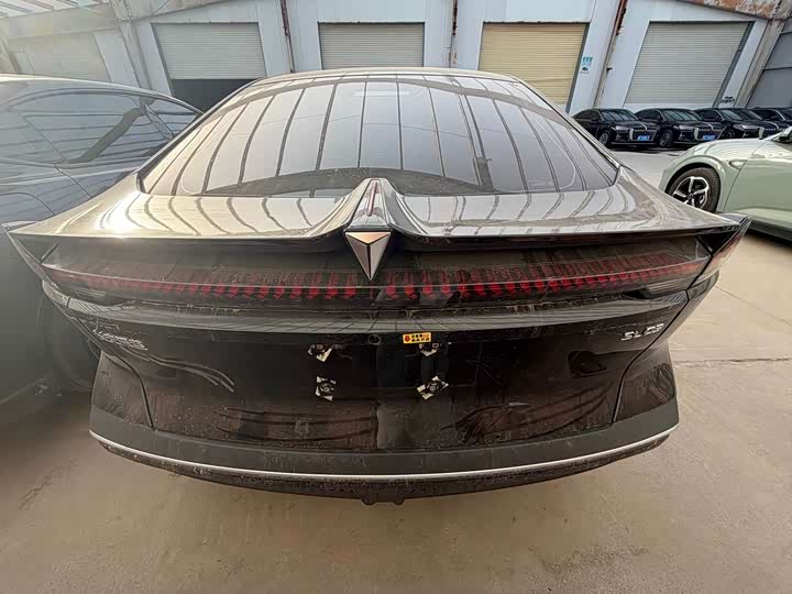 Фото 9 - Changan Deepal SL03