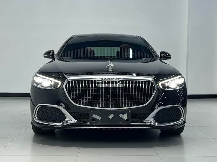 Фото 2 - Mercedes-Benz Maybach S-Class