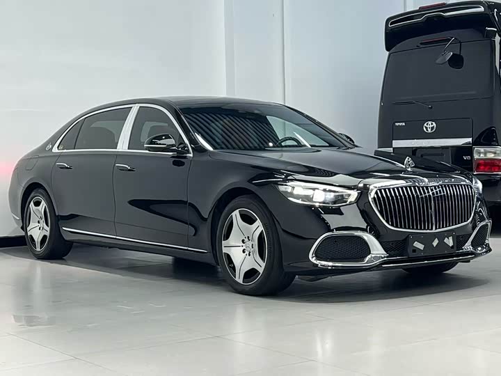 Фото 3 - Mercedes-Benz Maybach S-Class