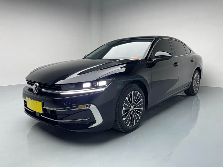 Фото 1 - Volkswagen Magotan