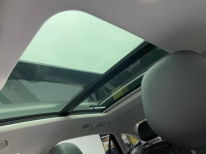 Фото 11 - Volkswagen Magotan