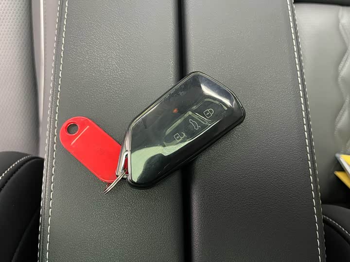 Фото 8 - Volkswagen Magotan