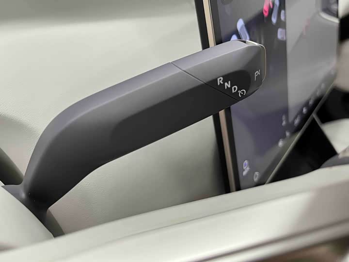 Фото 10 - Avatr 11