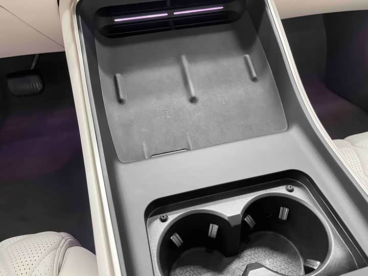 Фото 19 - Avatr 11