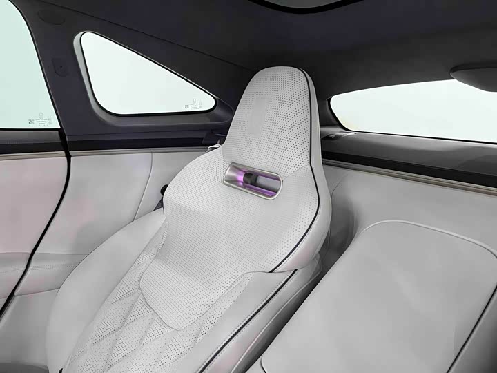 Фото 22 - Avatr 11