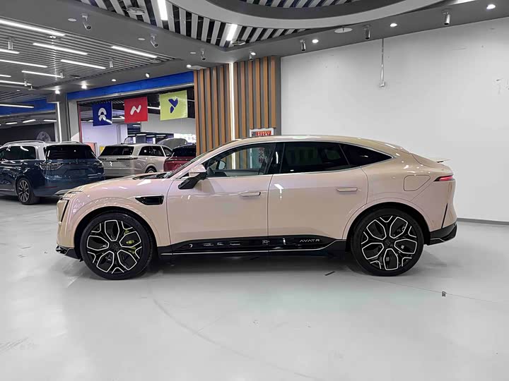 Фото 23 - Avatr 11