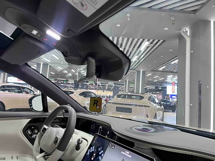 Фото 36 - Avatr 11