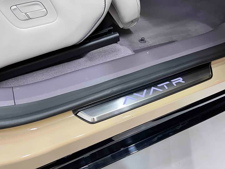 Фото 38 - Avatr 11