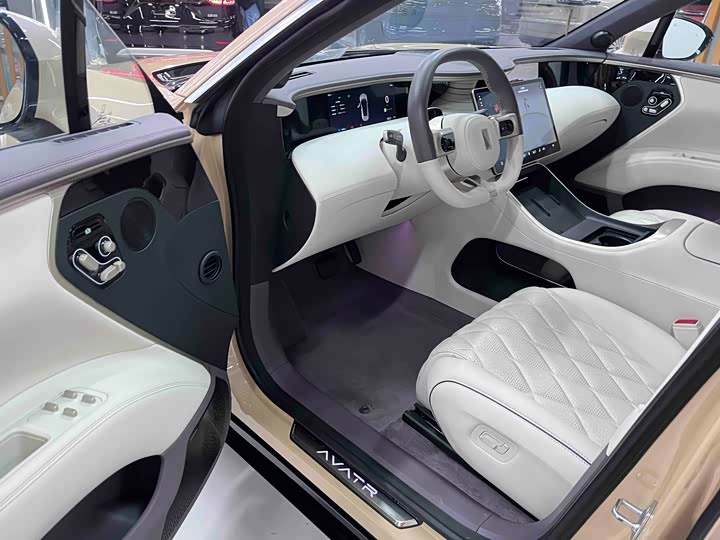 Фото 6 - Avatr 11