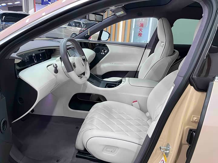 Фото 7 - Avatr 11