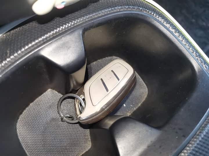 Фото 9 - Roewe Clever