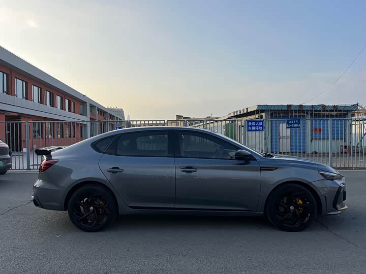 Фото 13 - MG Motor 6