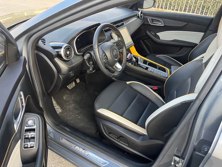 Фото 7 - MG Motor 6