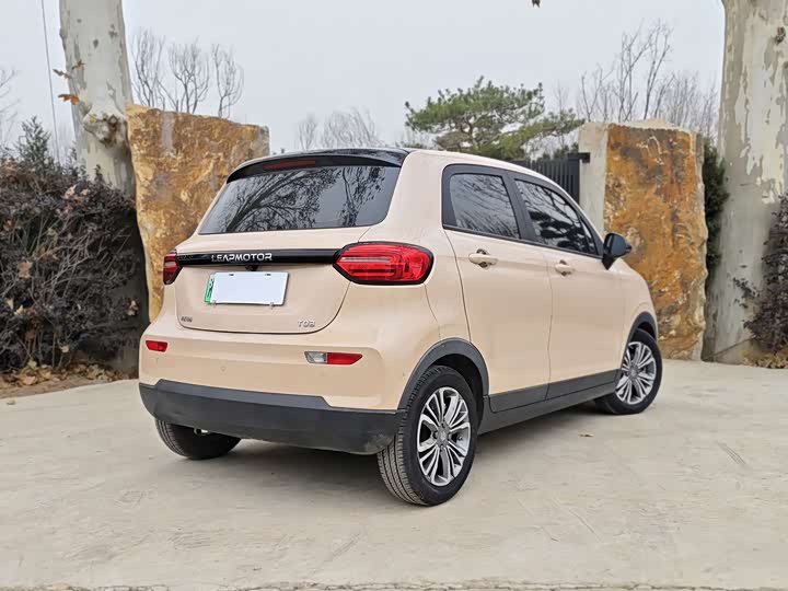 Фото 8 - Leapmotor T03