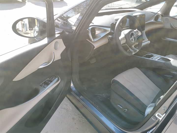 Фото 15 - BYD Dolphin