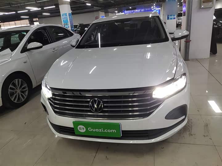 Фото 3 - Volkswagen Lavida