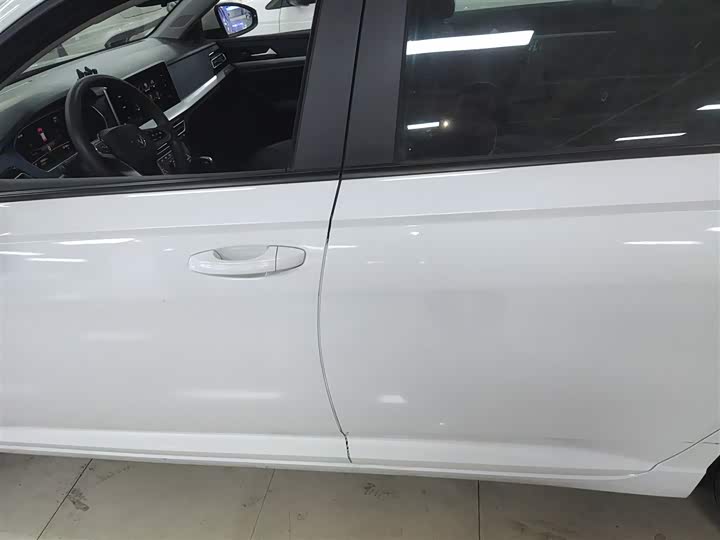 Фото 5 - Volkswagen Lavida