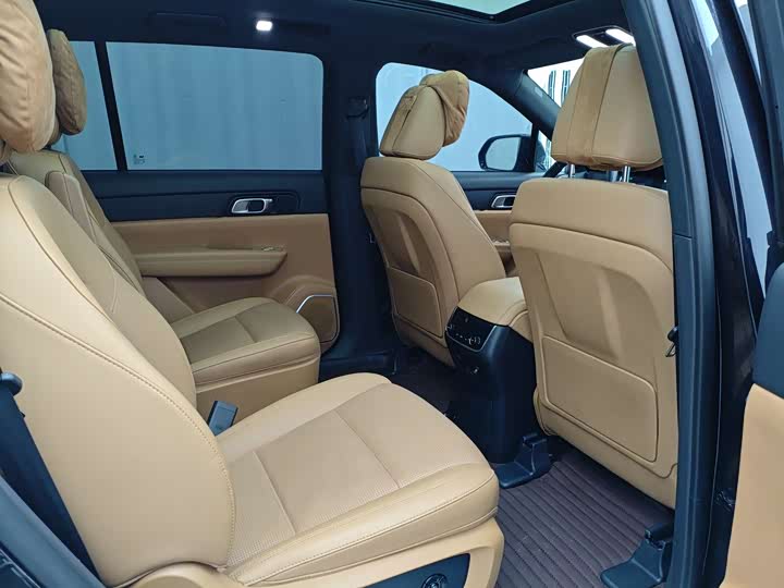 Фото 11 - LiXiang One