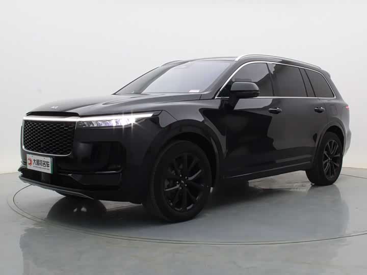 Фото 2 - LiXiang One