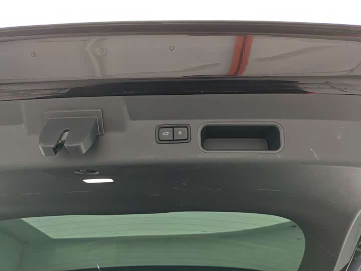 Фото 26 - LiXiang One