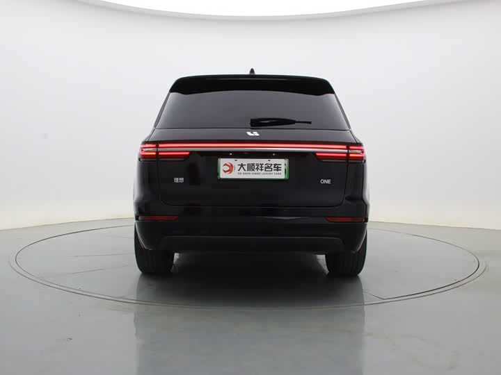 Фото 7 - LiXiang One