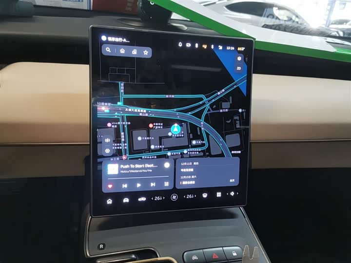 Фото 13 - Nio ET5