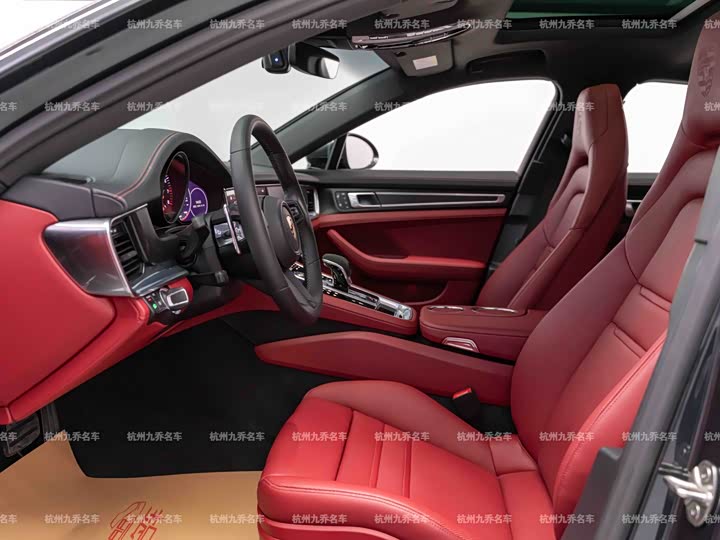 Фото 11 - Porsche Panamera