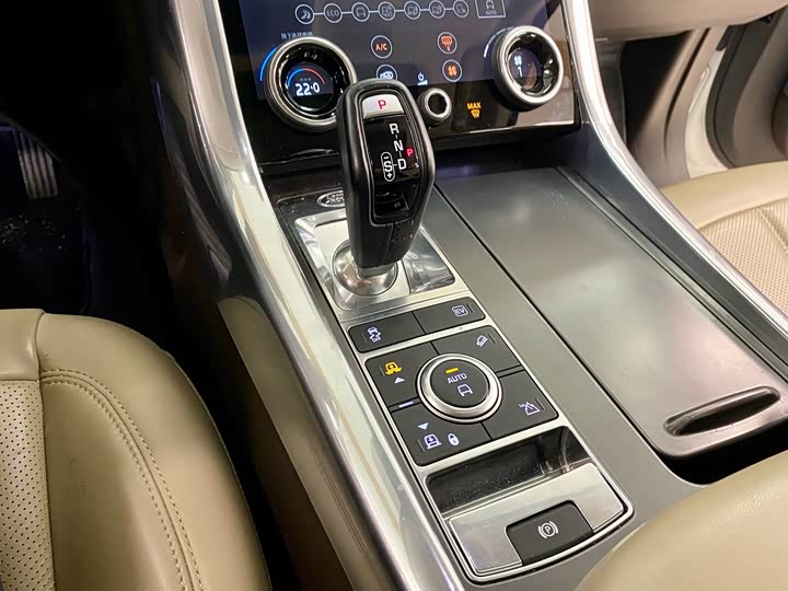 Фото 8 - Land Rover Range Rover Sport Hybrid