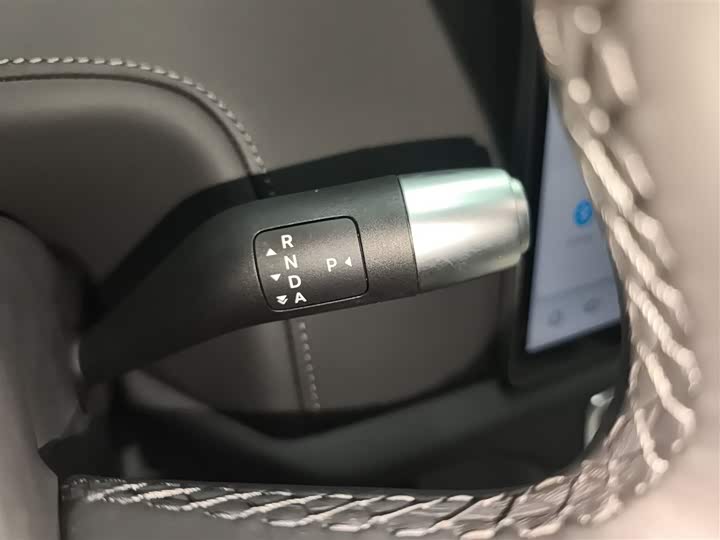 Фото 14 - LiXiang L8